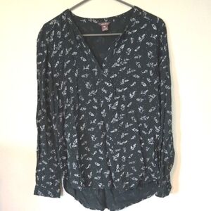 Eddie Bauer Dark Green Long Sleeve Top Size Medium